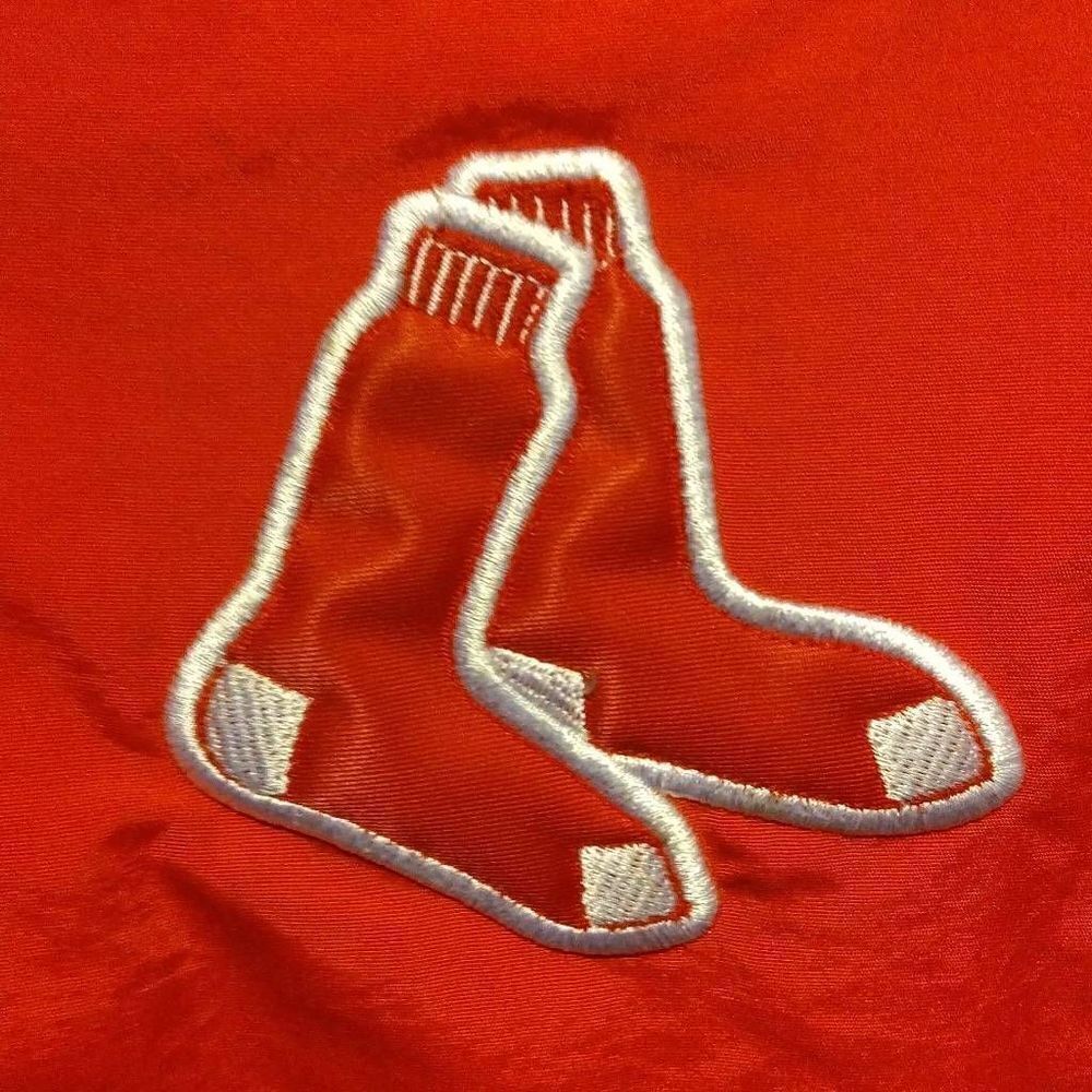 Boston Red Sox Puffer Jacket - Picture 5 of 8
